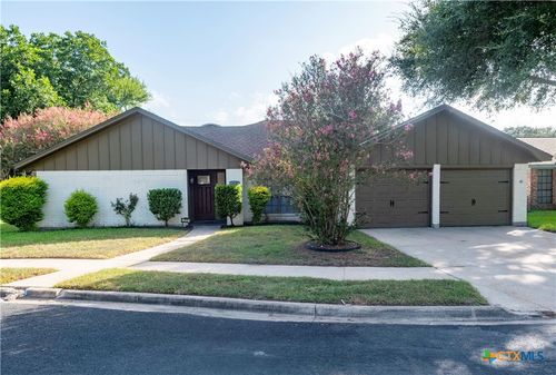 213 Taos Dr, Victoria, TX, 77904-3736 | Card Image