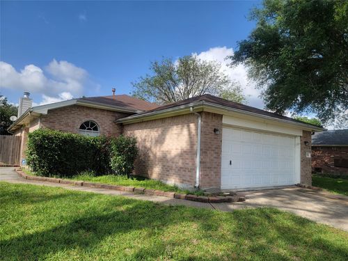 17054 Applecross Ln, Houston, TX, 77084-1721 | Card Image