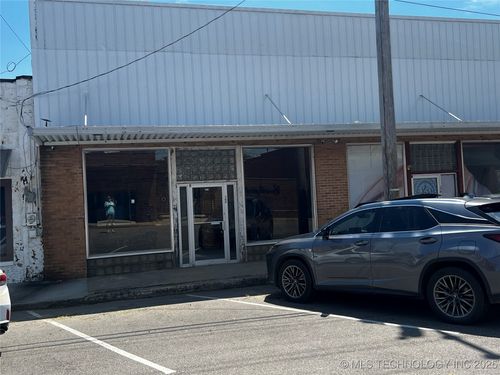 170 S Ohio Ave, Atoka, OK, 74525-2430 | Card Image