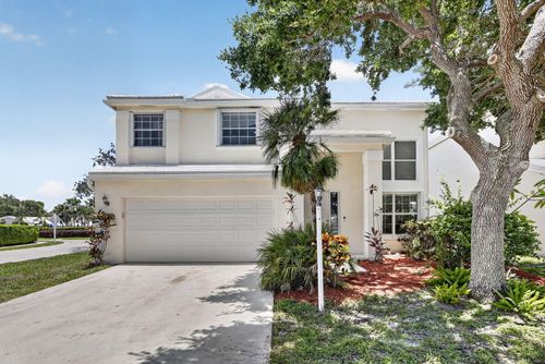 9444 Nw 8th Cir, Plantation, FL, 33324-4933 | Card Image