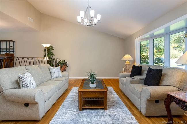 7 Red Oak Ln, House other with 4 bedrooms, 3 bathrooms and null parking in Norwalk CT | Image 7