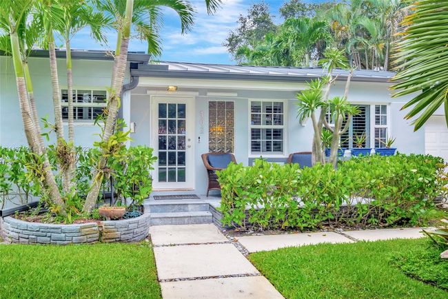 102 Ne 107th St, House other with 3 bedrooms, 2 bathrooms and null parking in Miami Shores FL | Image 14