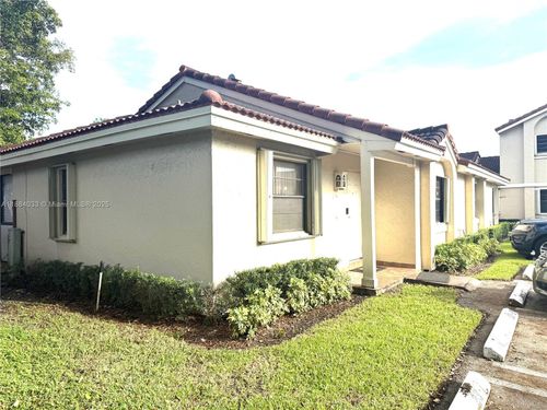 6018 Nw 172nd Terrace Cir, Hialeah, FL, 33015-4676 | Card Image