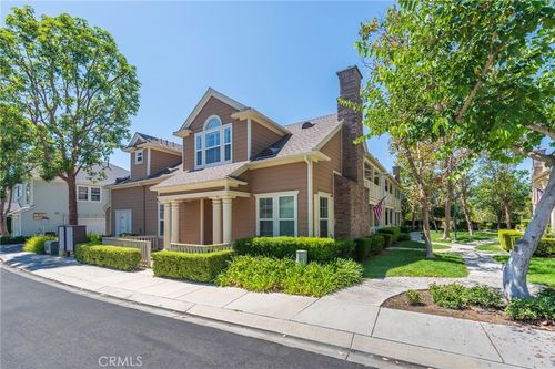 9 Chilmark St, Ladera Ranch, CA, 92694-1048 | Card Image