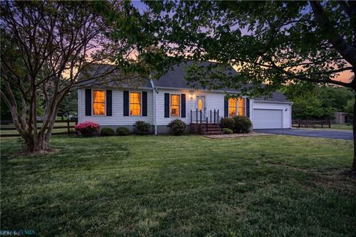 6727 Harvest Cir, Gloucester, VA, 23061-3922 | Card Image