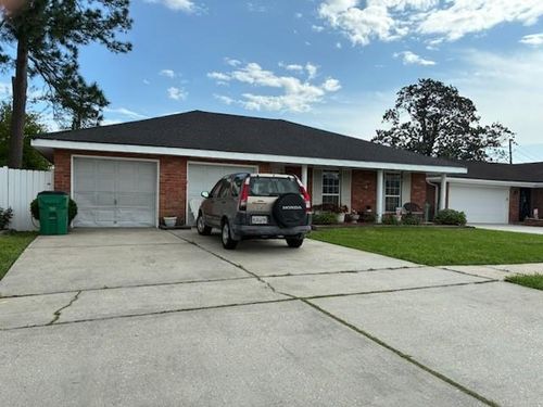 2207 N Friendship Dr, Harvey, LA, 70058-3007 | Card Image