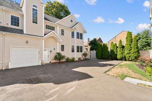 b-26 Douglas Ave, Stamford, CT, 06906-1306 | Card Image