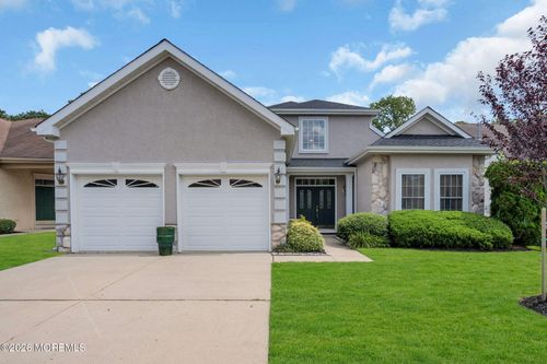 57 Baltusrol Dr, Jackson, NJ, 08527-3992 | Card Image