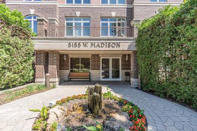 308 - 5155 Madison Street, Condo with 2 bedrooms, 1 bathrooms and 1 parking in Skokie IL | Image 1