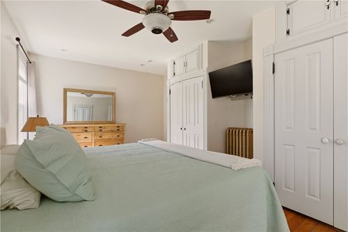2-17 Lincoln Street, Newport, RI, 02840 | Card Image