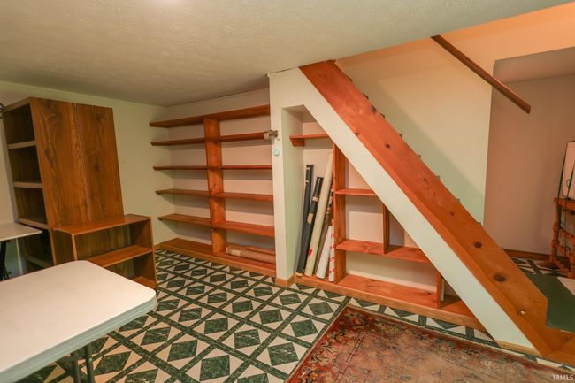 946 E Chambers Pike, House other with 4 bedrooms, 3 bathrooms and null parking in Bloomington IN | Image 26