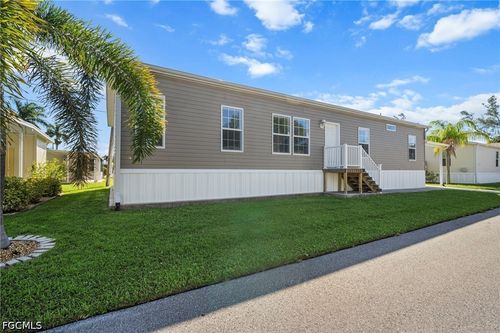 24 Red Poinciana Dr, FORT MYERS, FL, 33908-1820 | Card Image