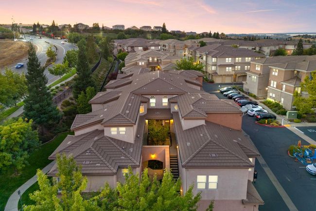 UNIT-1226 - 1200 Moon Cir, Condo with 2 bedrooms, 2 bathrooms and null parking in Folsom CA | Image 38