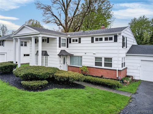 32 Hunters Ln, Amherst, NY, 14221 | Card Image