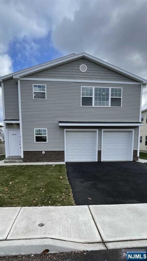 2 Rossi Ct, South Hackensack, NJ, 07606-1535 | Card Image