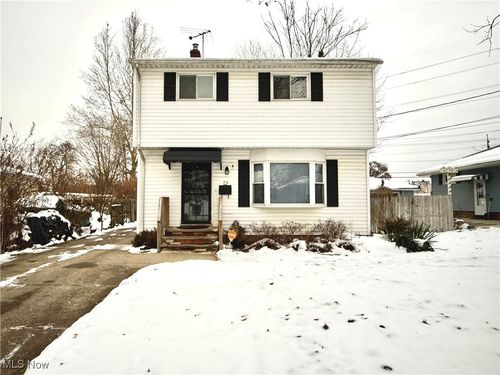 79 W Grace St, Bedford, OH, 44146-3221 | Card Image