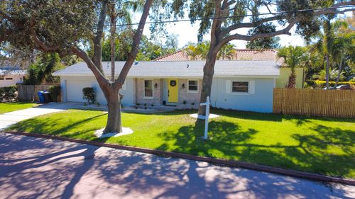 1470 Serpentine Dr S, ST PETERSBURG, FL, 33705-6148 | Card Image