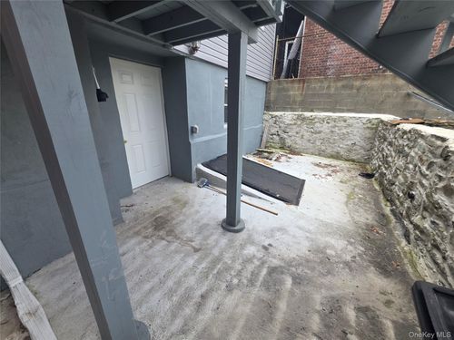 a-28 Hasbrouck St, Newburgh, NY, 12550-5401 | Card Image