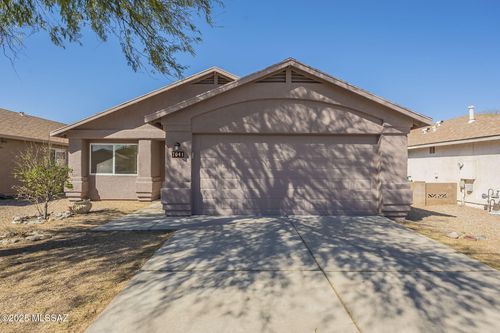 7041 E Mitchell Flyer Rd, Tucson, AZ, 85730-4986 | Card Image