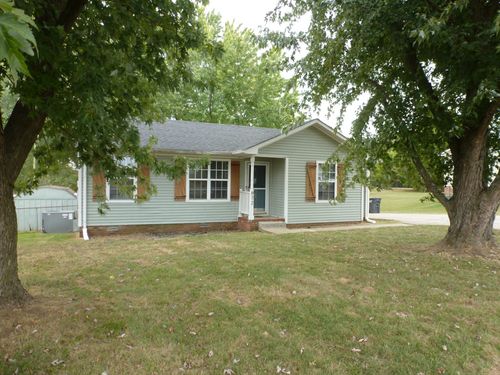 672 Artic Ave, Oak Grove, KY, 42262-8225 | Card Image