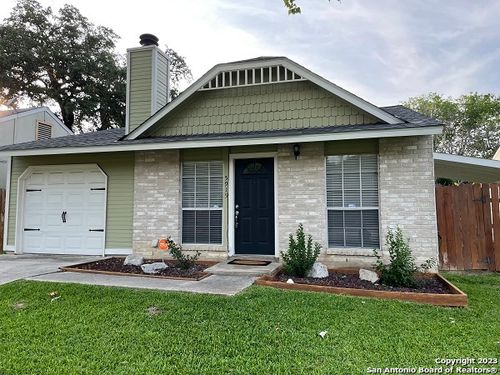5915 Misty Gln, San Antonio, TX, 78247-4702 | Card Image