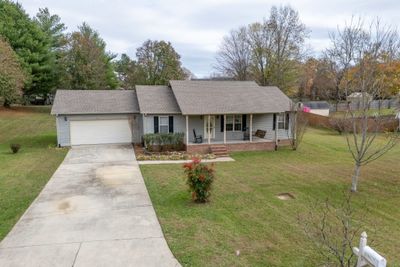 1441 Parkway Cir, House other with 3 bedrooms, 2 bathrooms and 1 parking in Cookeville TN | Image 1