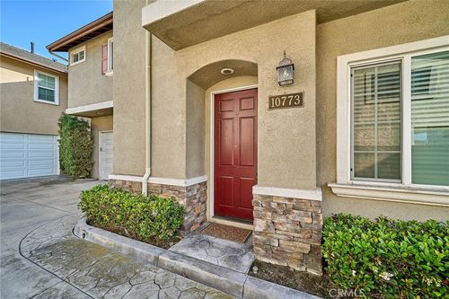 10773 Chestnut St, Los Alamitos, CA, 90720-2372 | Card Image