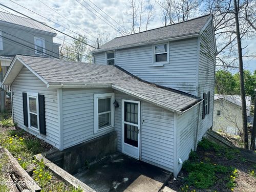 345 W Pine Ave, Bloomsburg, PA, 17815-1617 | Card Image