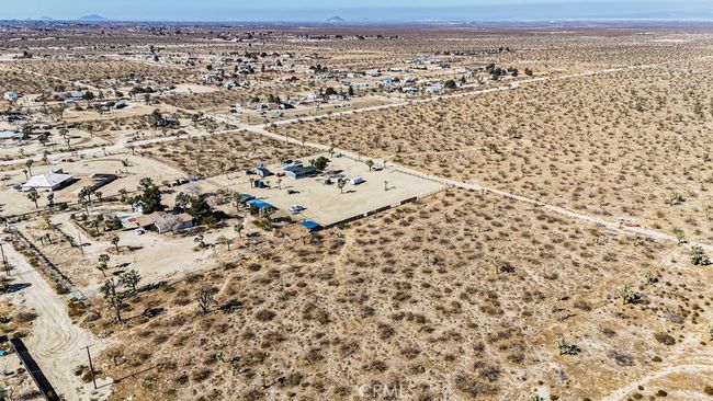 6573 Dos Palmas Rd, House other with 3 bedrooms, 2 bathrooms and null parking in Phelan CA | Image 41