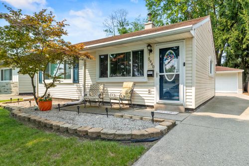 5940 William St, Taylor, MI, 48180-1329 | Card Image