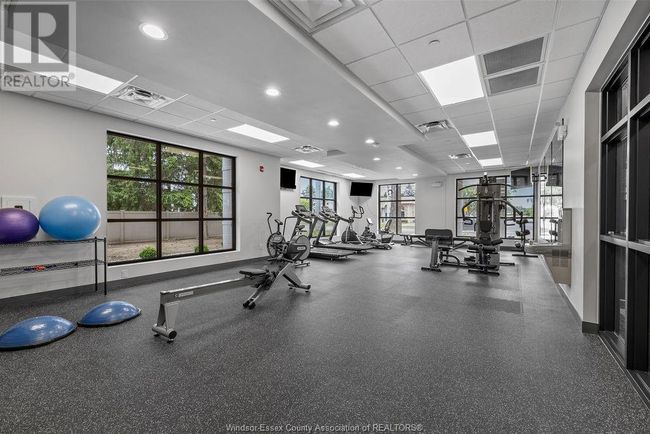 406 - 3817 Howard Ave, Condo with 2 bedrooms, 2 bathrooms and null parking in Windsor ON | Image 5