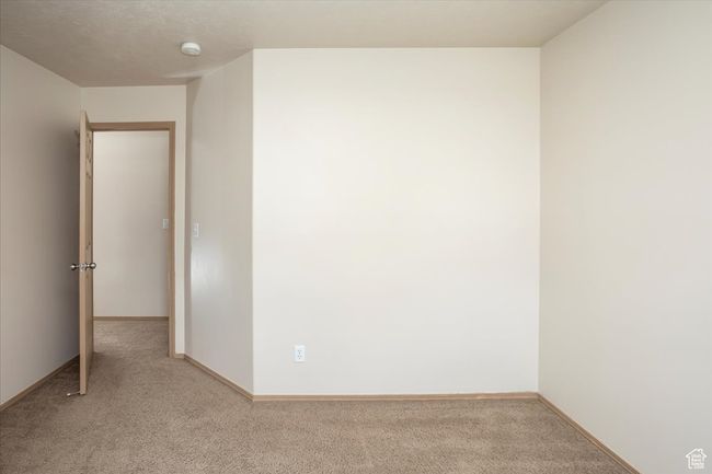 3434 4525, House other with 6 bedrooms, 3 bathrooms and 4 parking in West Haven UT | Image 19