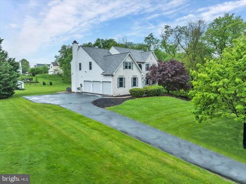 550 Betcher Rd, Trappe, PA, 19426-1951 | Card Image