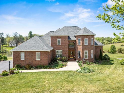 105 Ana Marie Blvd, WAYNESBORO, VA, 22980 | Card Image