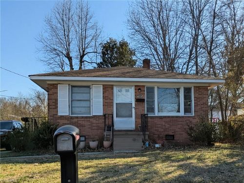 4004 Wooddale Lane, Greensboro, NC, 27405 | Card Image