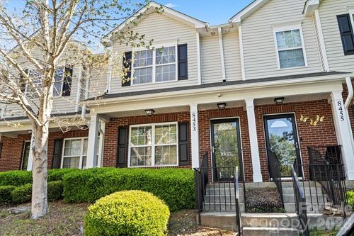 8453 Big Creek Ct, Matthews, NC, 28105-6474 | Card Image