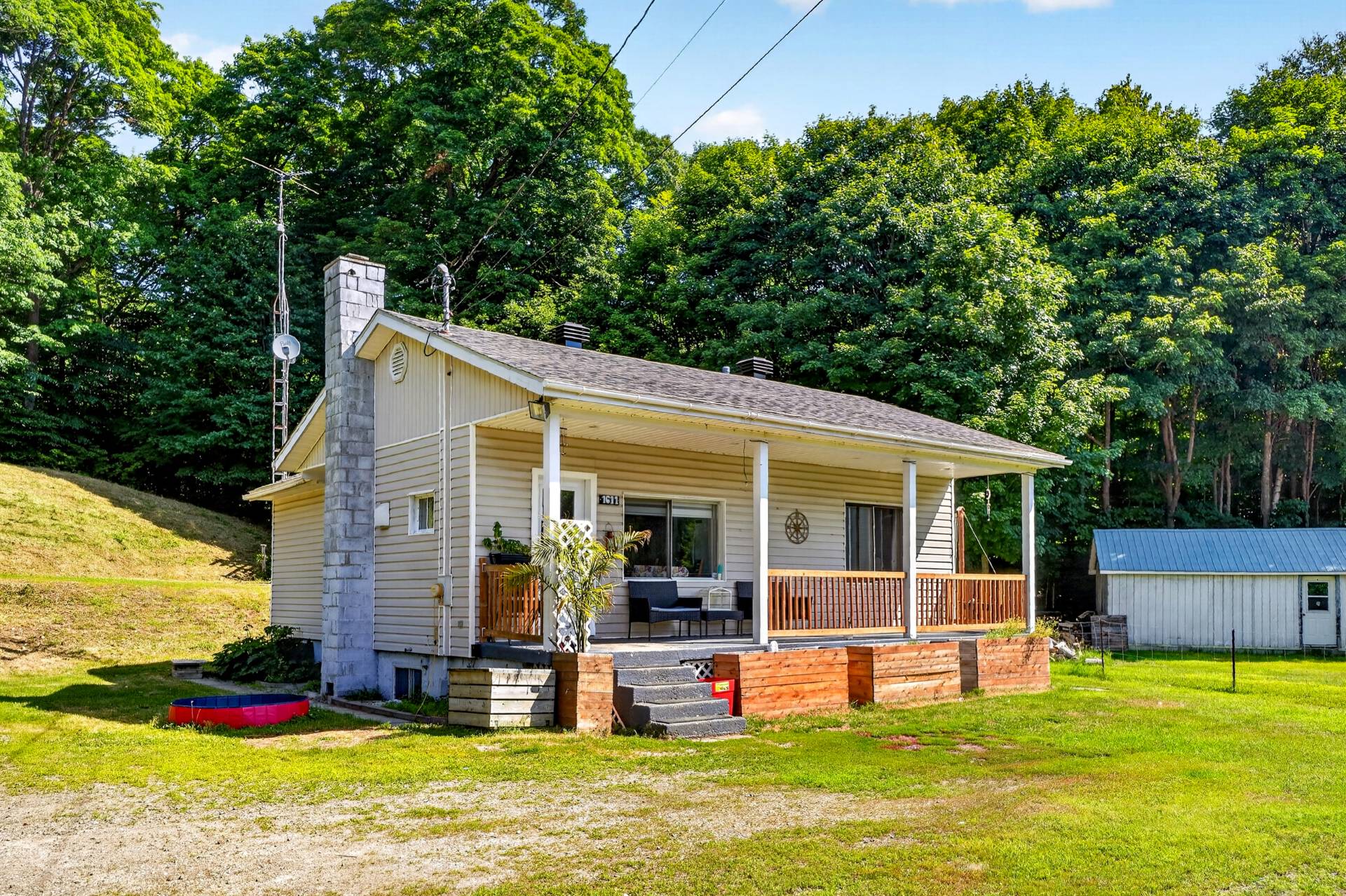 Residential in Saint-Gabriel-de-Brandon 5