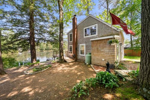 17A Penn Ave, Deerfield, NH, 03037 | Card Image