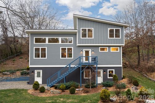 122 Terrace Dr, Weaverville, NC, 28787-9480 | Card Image