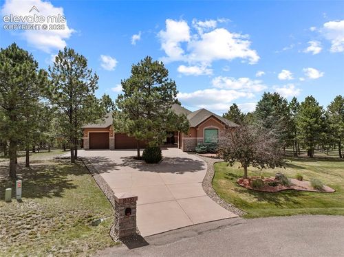 18330 Bakers Farm Rd, Colorado Springs, CO, 80908-2391 | Card Image