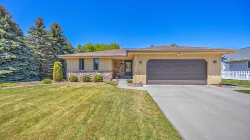 1124 Sommer Dr, Sheboygan, WI, 53081-7876 | Card Image