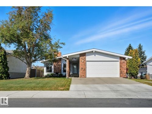 10962 168a Ave Nw, Edmonton, AB, T5X2N3 | Card Image