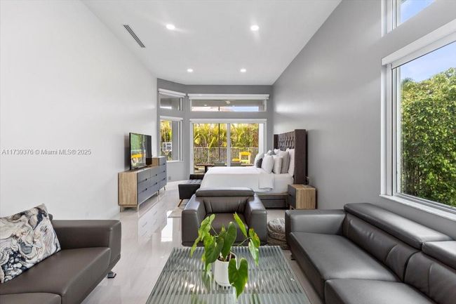 3847 Crestwood Cir, House other with 4 bedrooms, 4 bathrooms and null parking in Weston FL | Image 28
