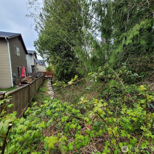 601 144th Ave Se, Renton, WA, 98059 | Card Image