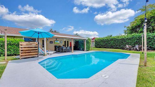 182 Bilbao St, Royal Palm Beach, FL, 33411-1342 | Card Image