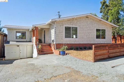 4665 Fair Ave, Oakland, CA, 94619-2922 | Card Image