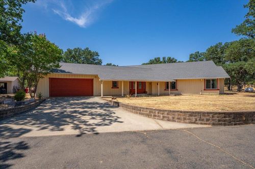 13185 Montecito Rd, Red Bluff, CA, 96080-9738 | Card Image