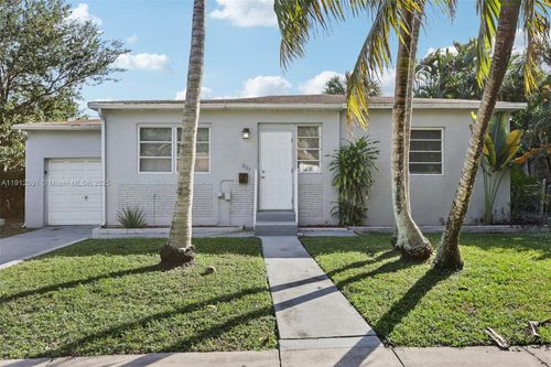 807 N 26th Ave, Hollywood, FL, 33020-3808 | Card Image