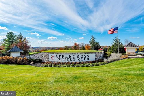 575 Prizer Ct, DOWNINGTOWN, PA, 19335-4979 | Card Image