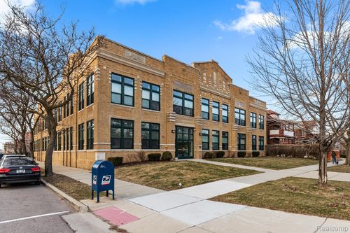 203-609 E Kirby St, Detroit, MI, 48202-4186 | Card Image